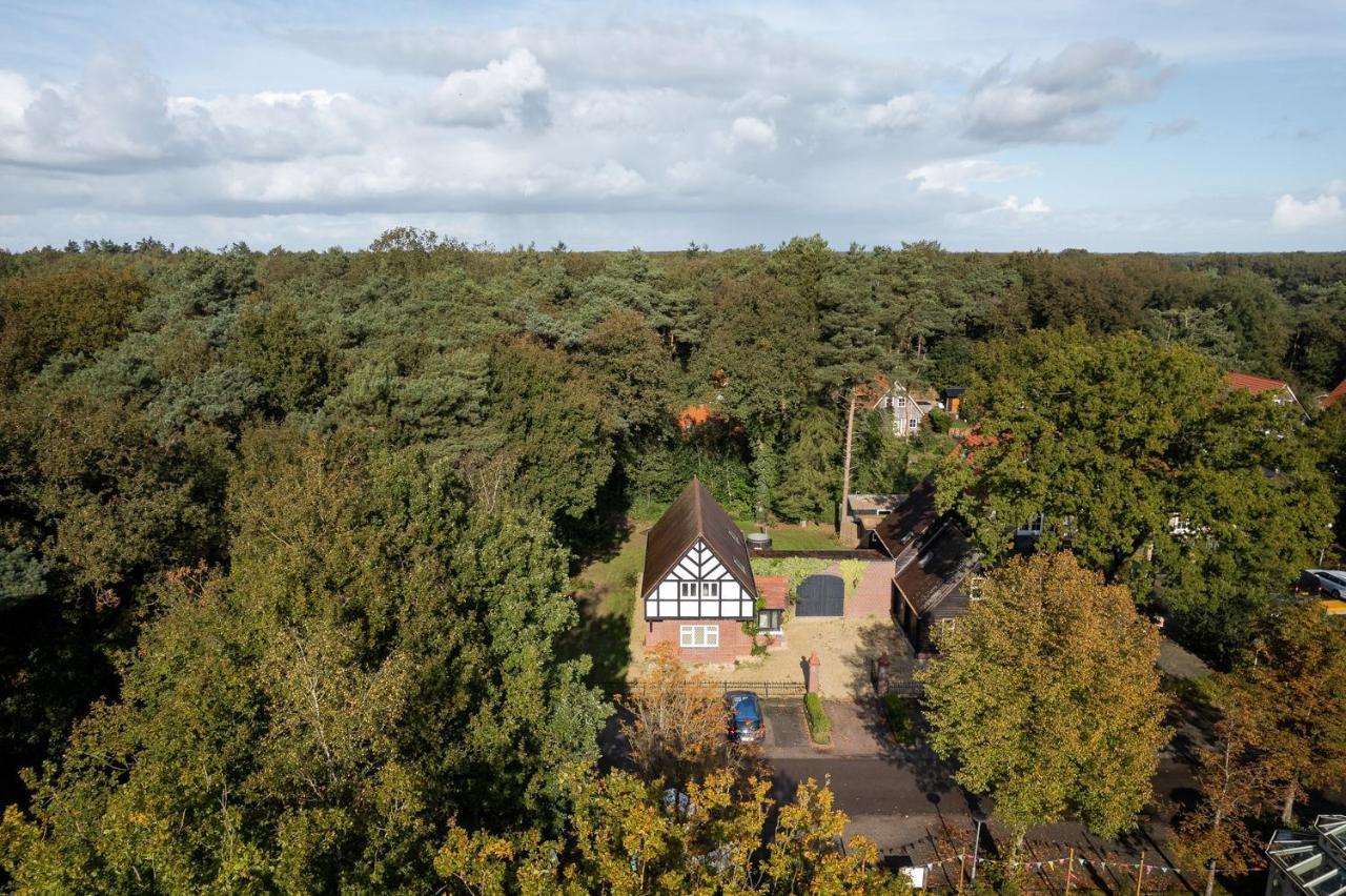 Beautiful English Villa With Hottub Zuidwolde  Eksteriør bilde
