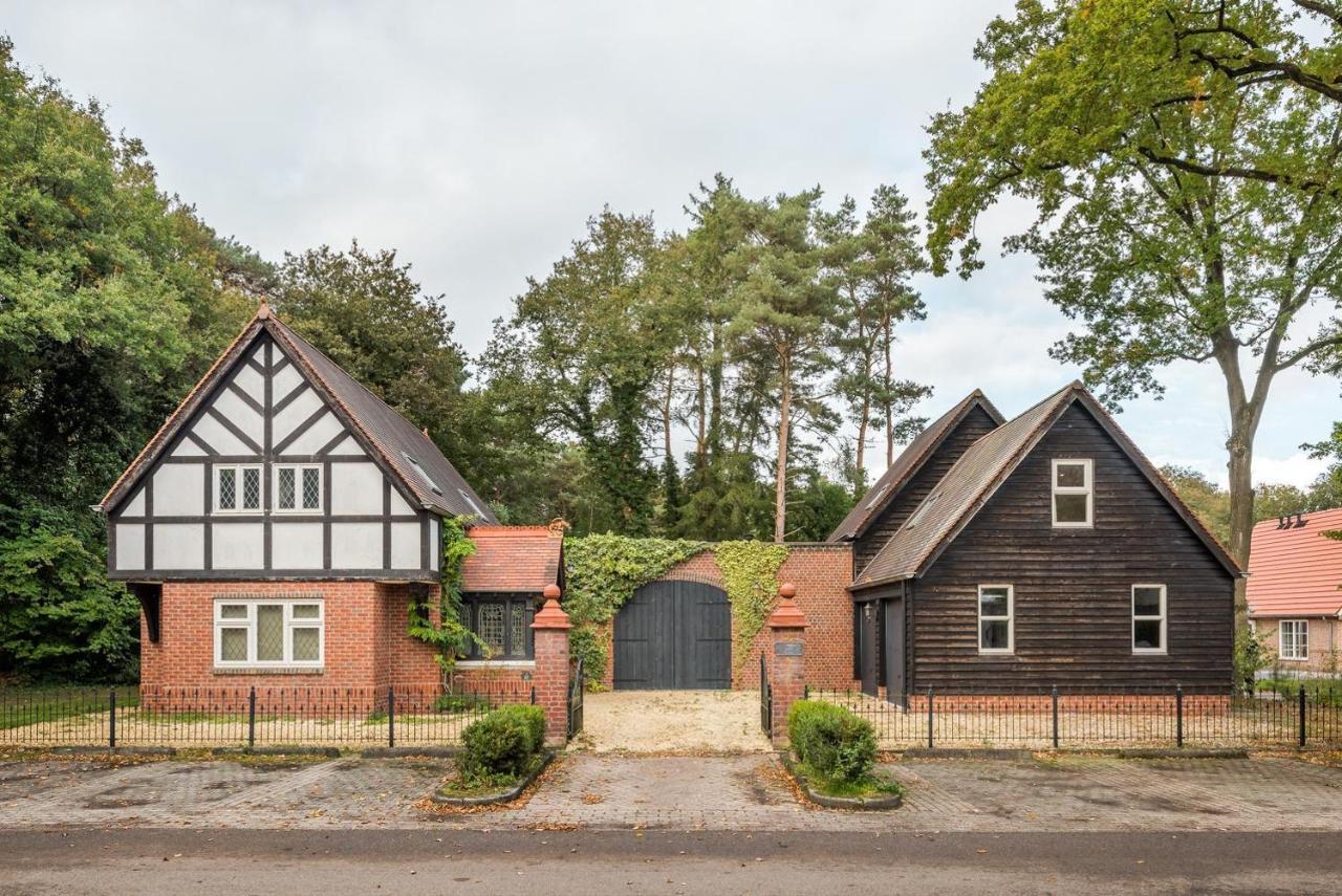 Beautiful English Villa With Hottub Zuidwolde  Eksteriør bilde