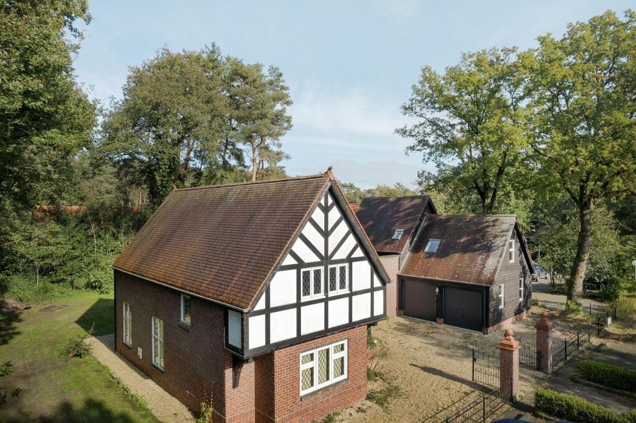 Beautiful English Villa With Hottub Zuidwolde  Eksteriør bilde